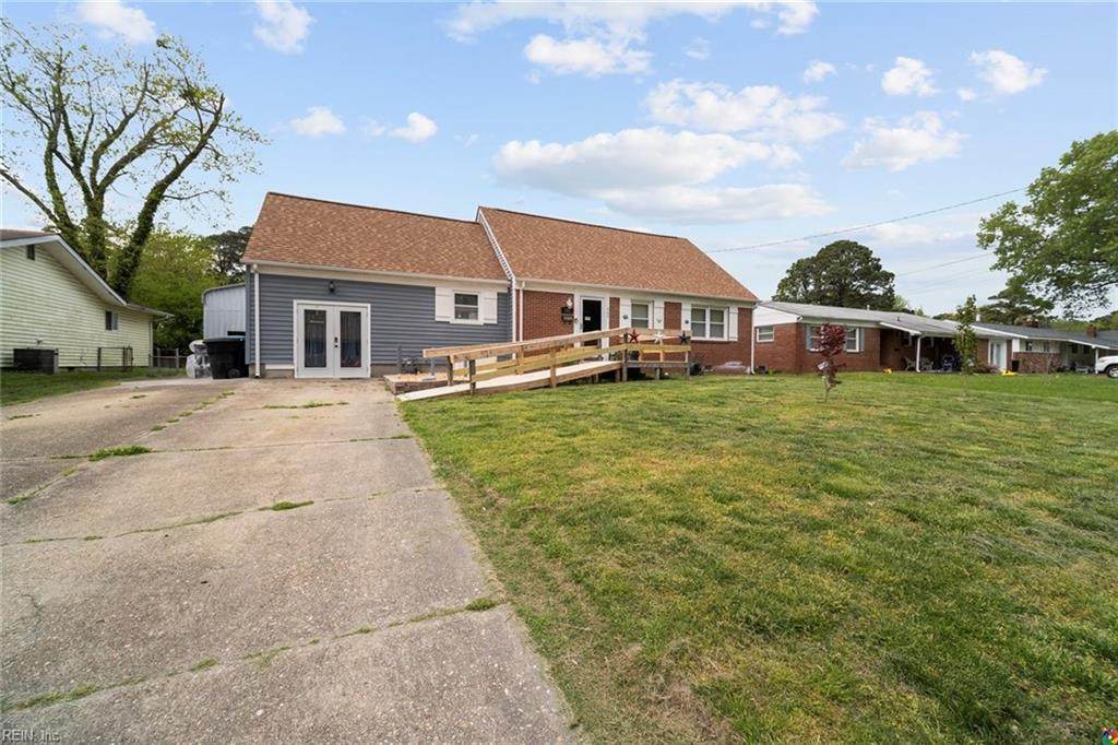 565 Caren Dr - Photo 1