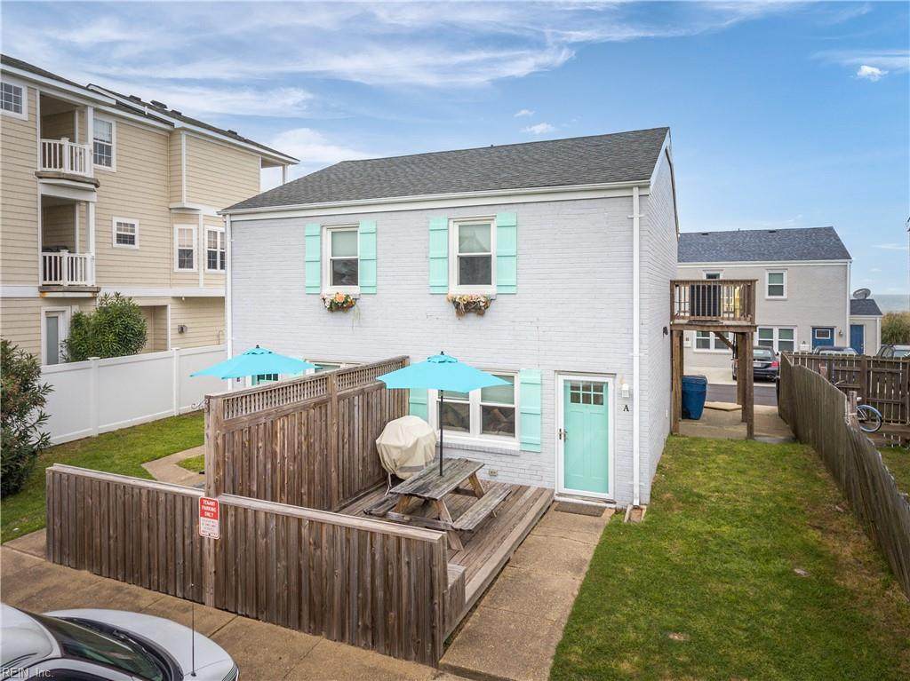 4448 Ocean View Ave - Photo 1