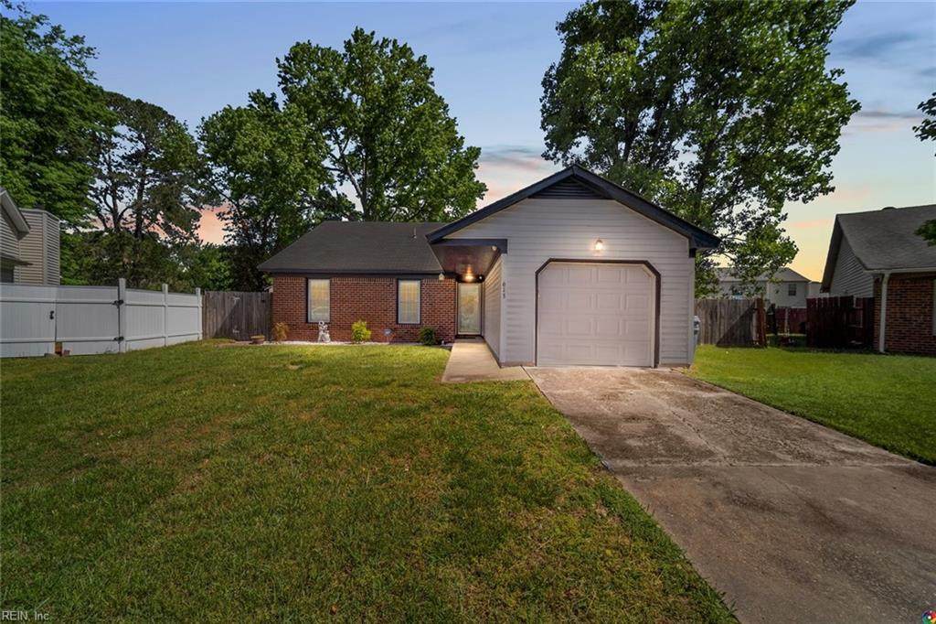 613 Maxwood Ct - Photo 1