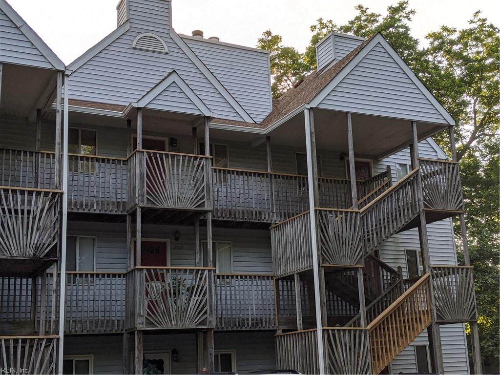 722 Lesner Ave - Photo 1