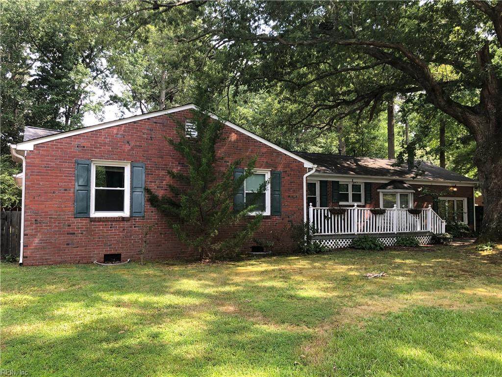 640 Little Neck Rd - Photo 1