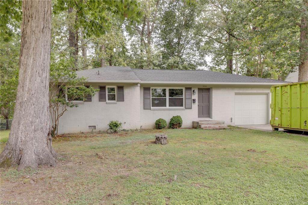 226 Christopher Wren Rd - Photo 1