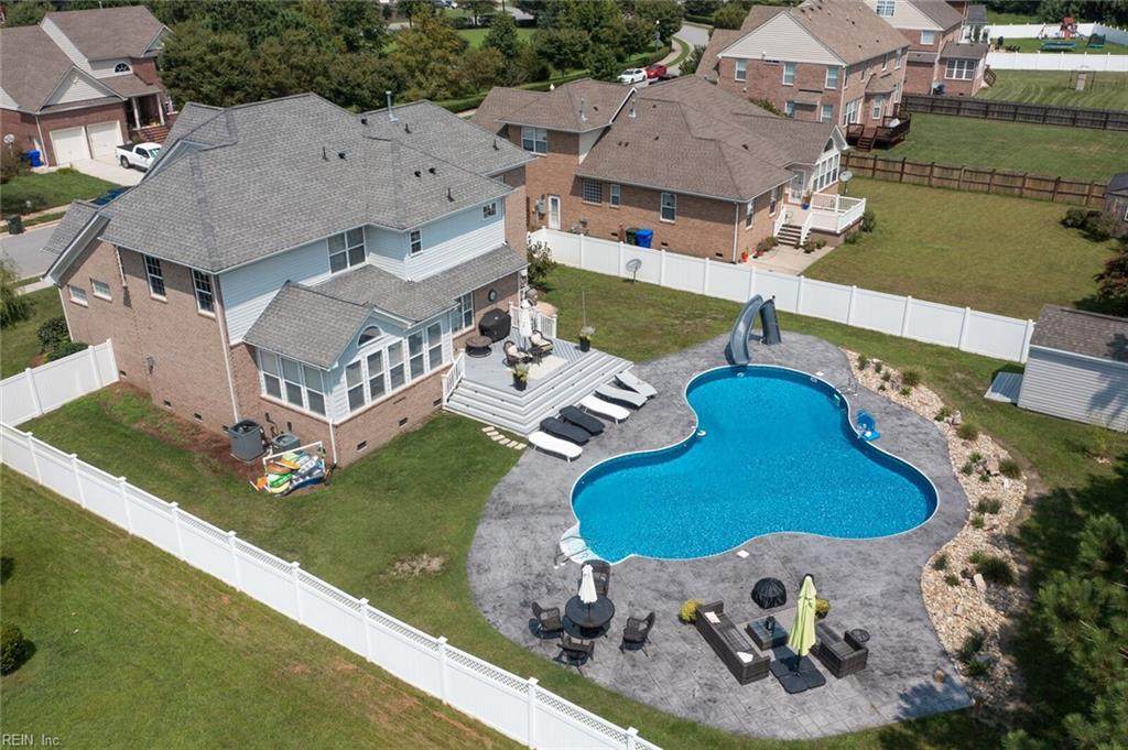 112 Hawks Nest Ln - Photo 1