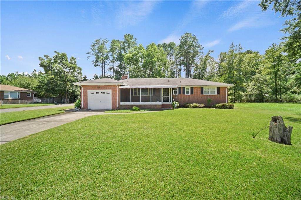 729 Malbon Dr - Photo 1