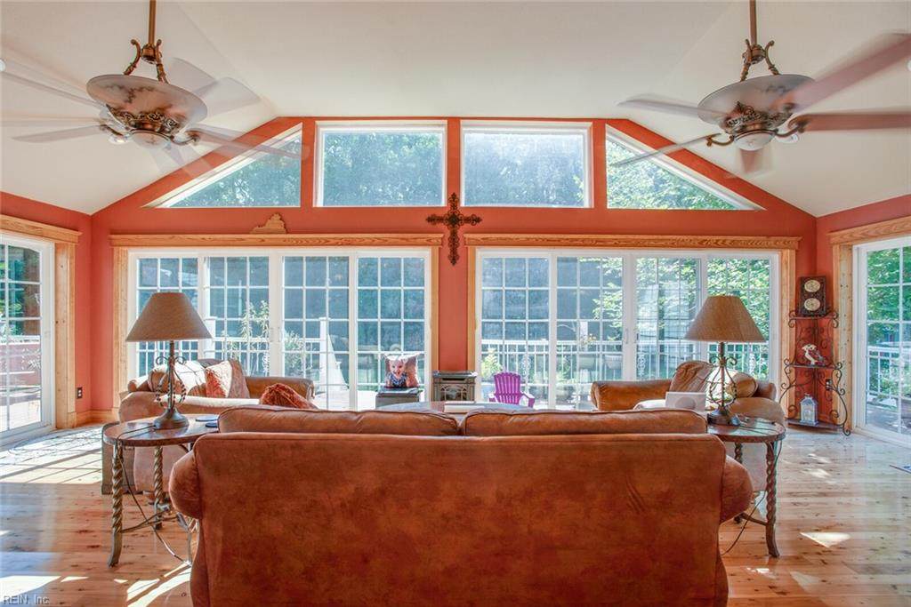 17552 Morgarts Beach Rd - Photo 1