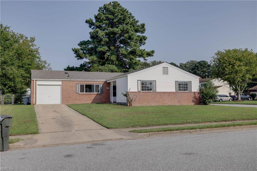 112 Brinkman Dr - Photo 1