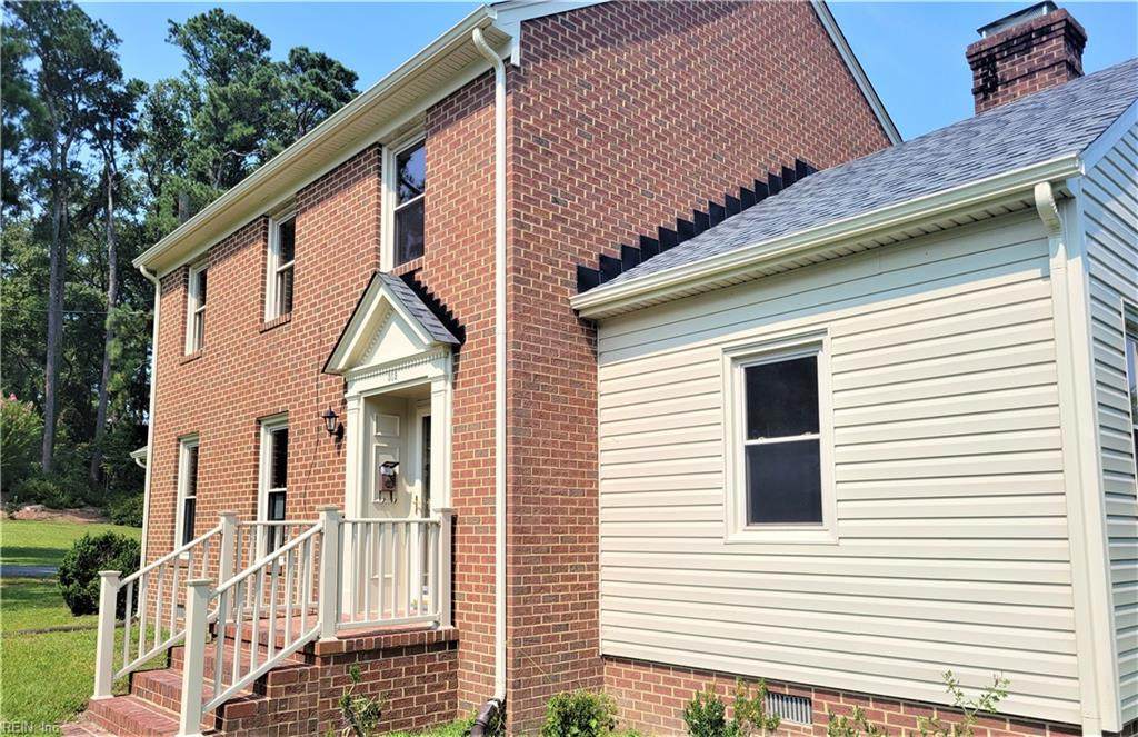 302 Western Ave - Photo 1