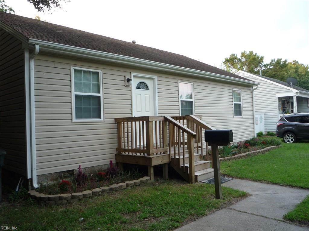 411 Rogers Ave - Photo 1