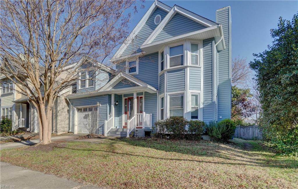1216 Prince Edward Way - Photo 1