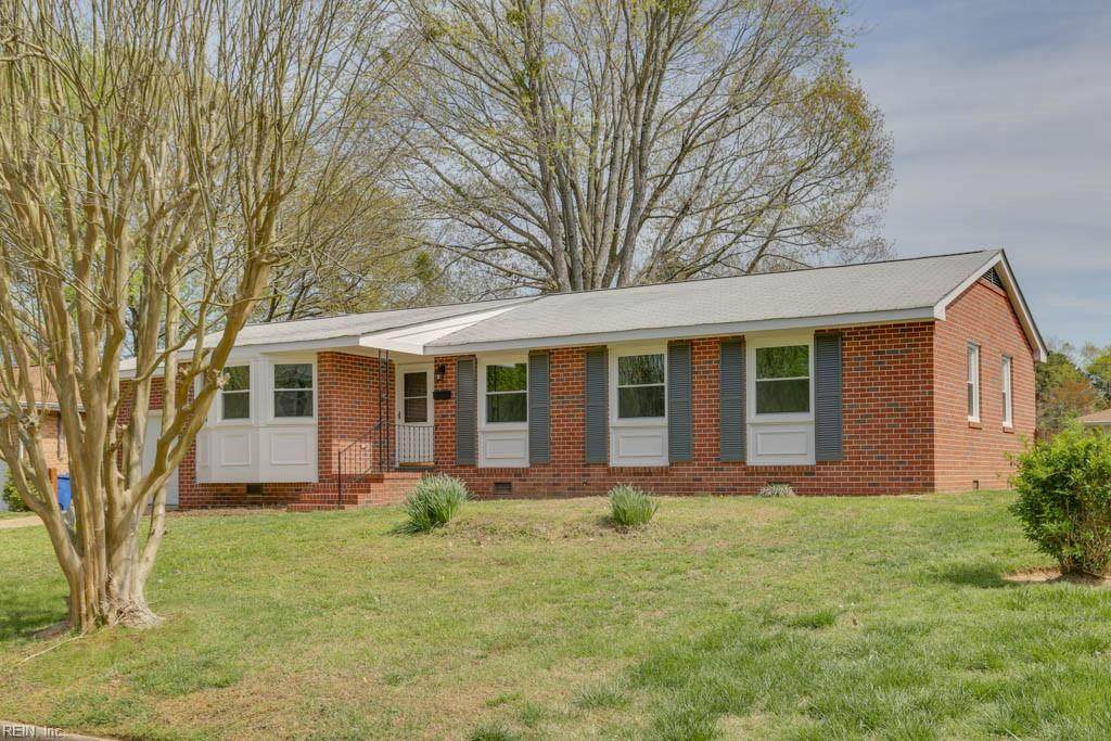 55 Sandra Dr - Photo 1