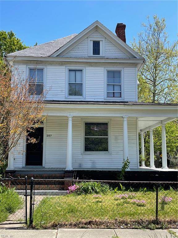 257 Maryland Ave - Photo 1