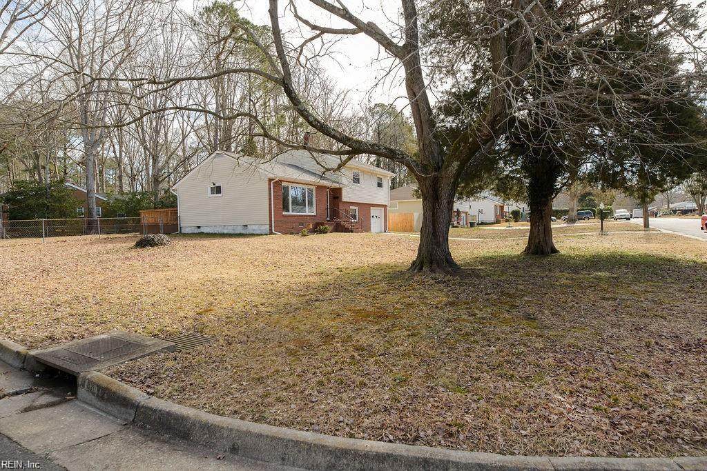 24 Macirvin Dr - Photo 1