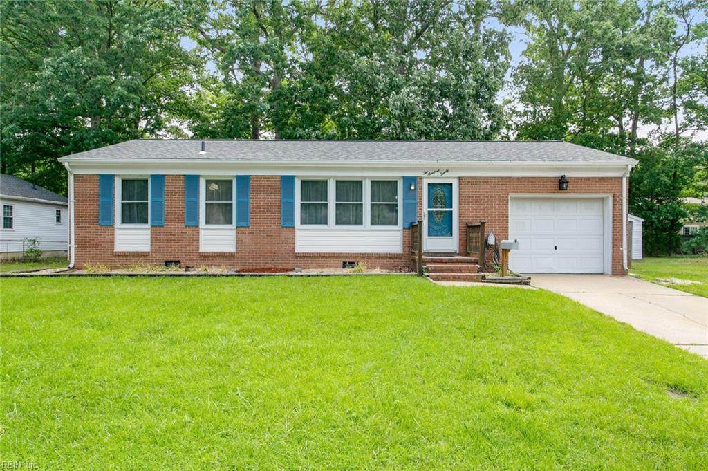 220 Mona Dr - Photo 1