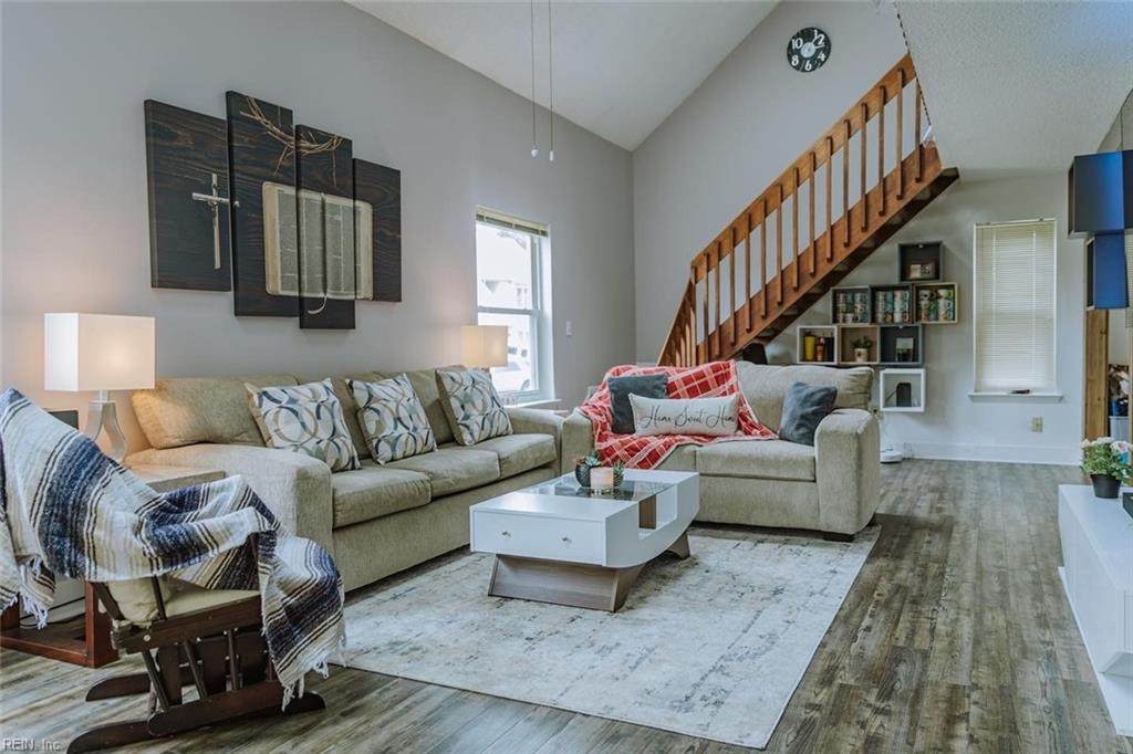 900 Prior Ct - Photo 1