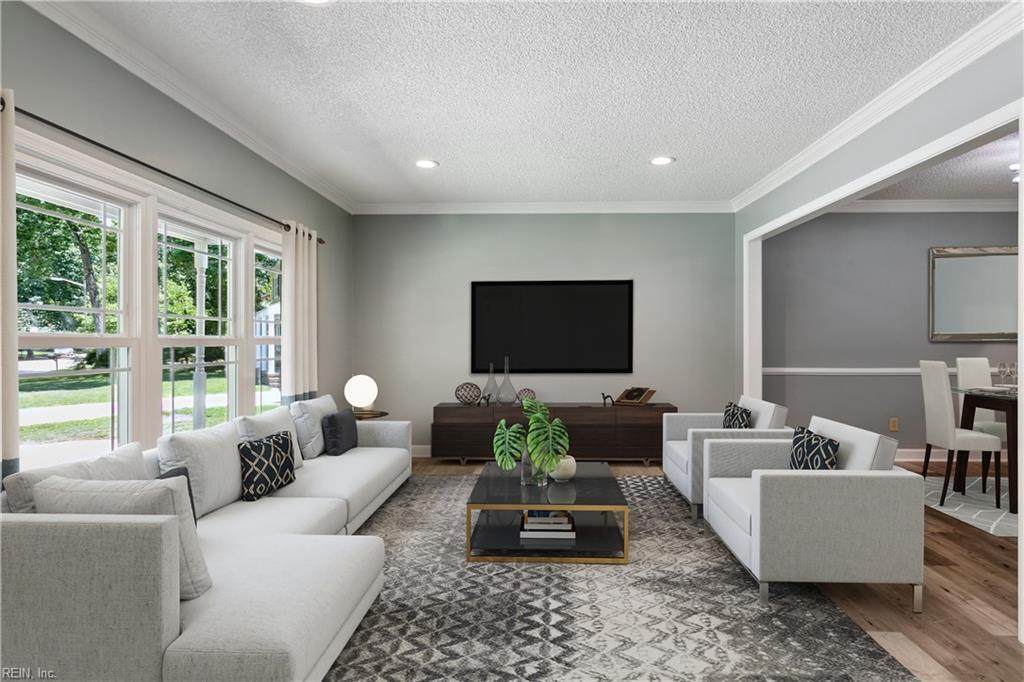 1321 Drexel Cir - Photo 1