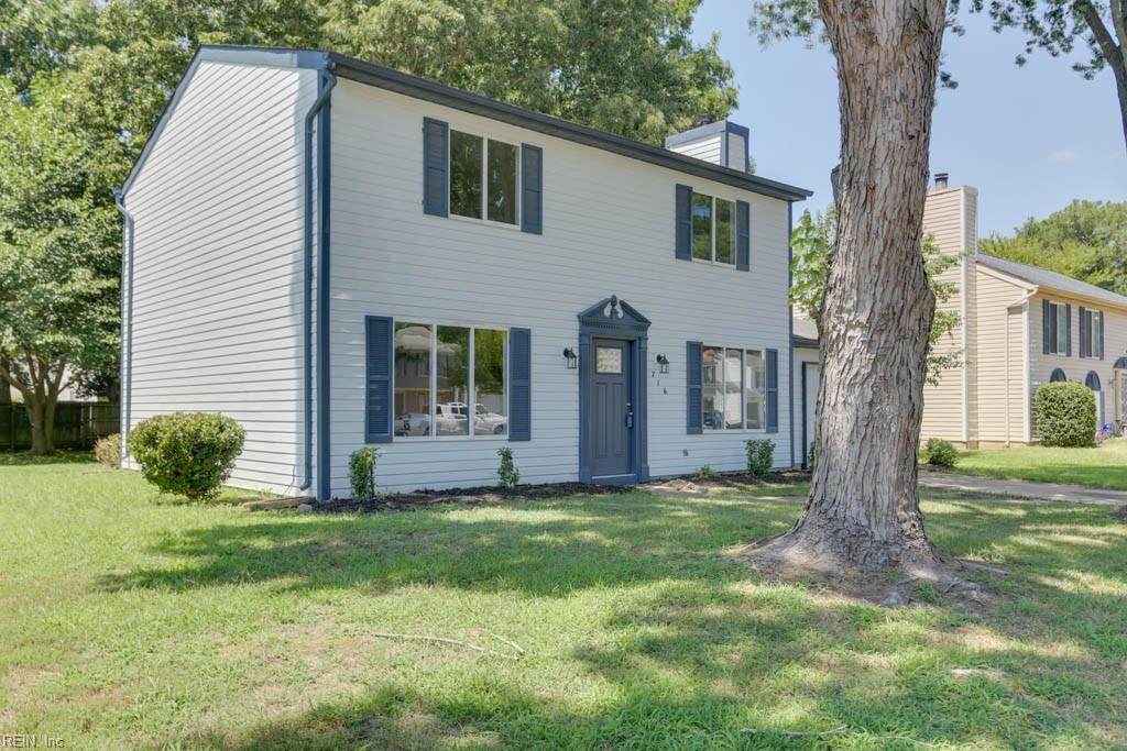 716 Chatsworth Dr - Photo 1