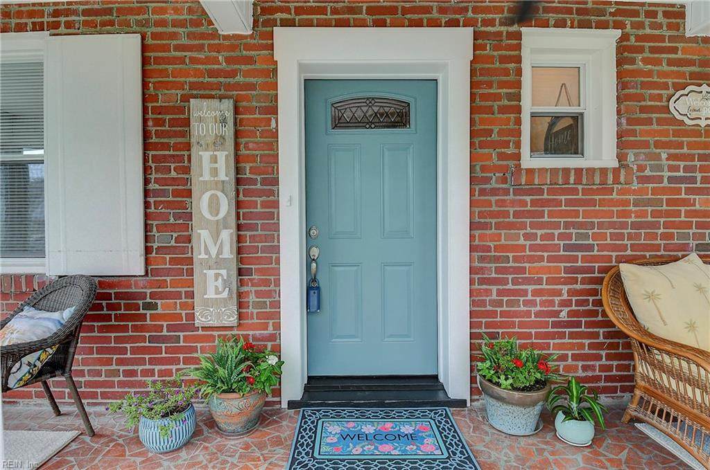 8805 Semmes Ave - Photo 1