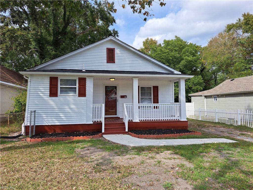 12 Benton Ave - Photo 1