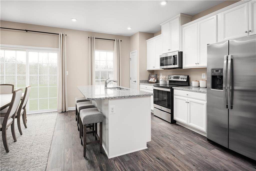 107 Fost Blvd - Photo 1