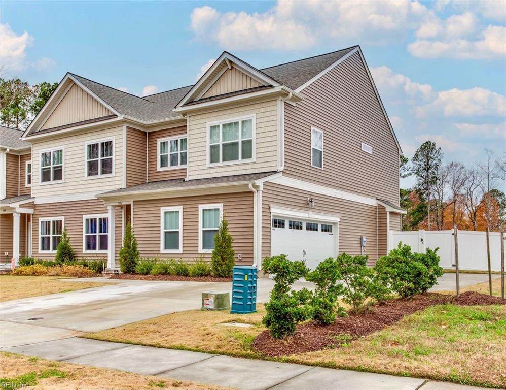 1402 Gemstone Ln - Photo 1