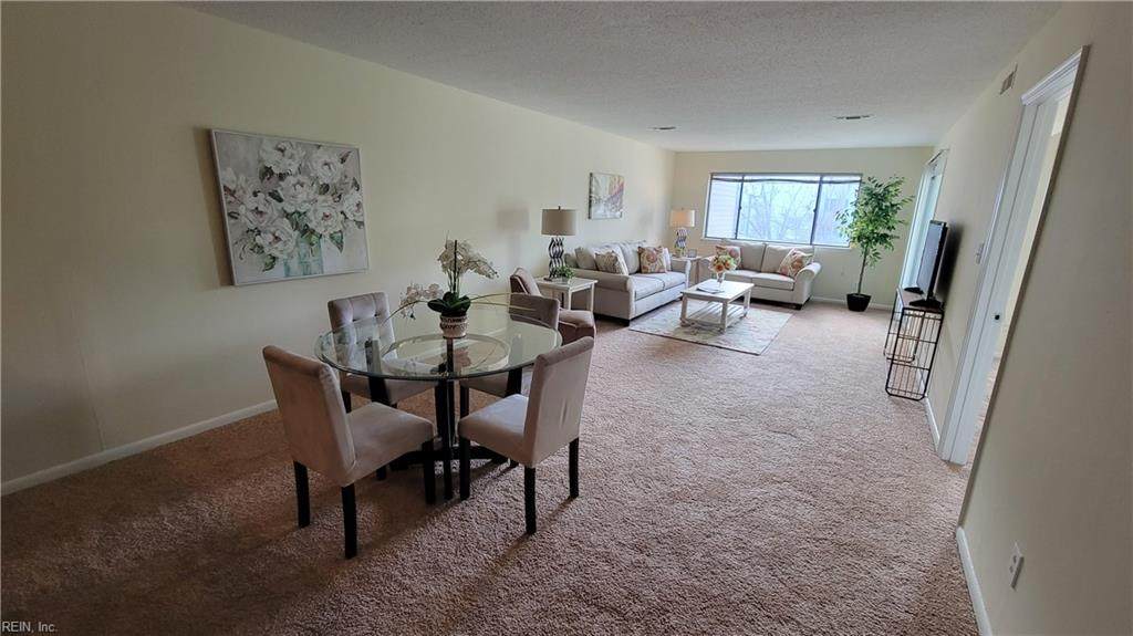 3200 Lynnhaven Dr - Photo 1