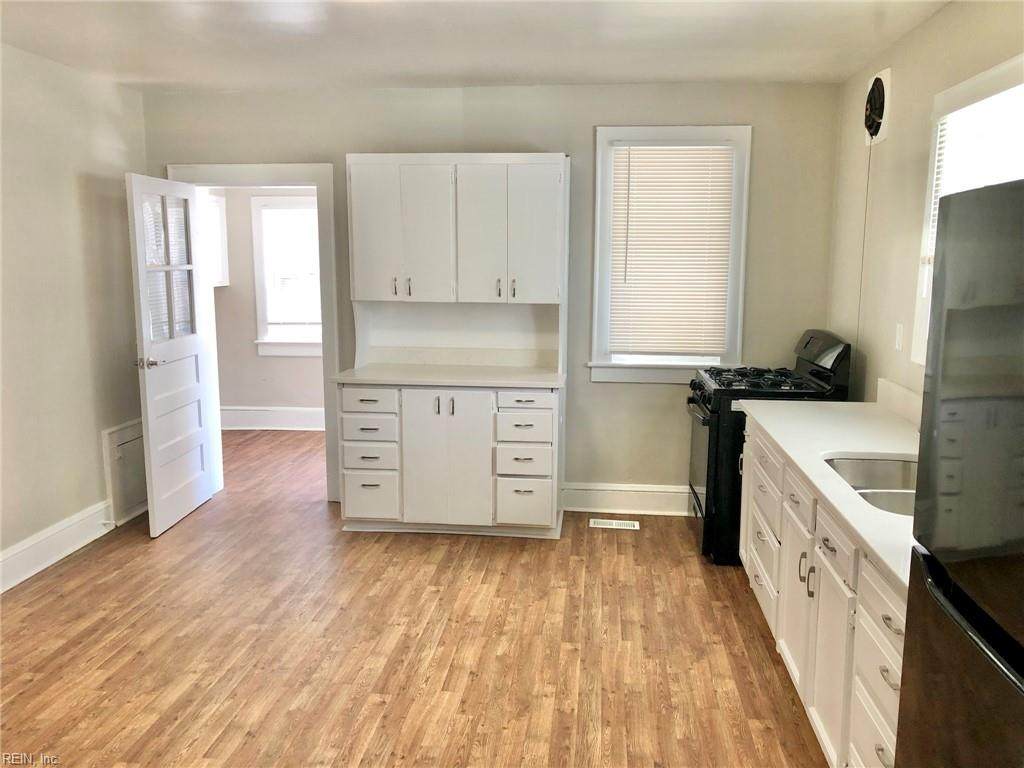 2612 Azalea Garden Rd - Photo 1
