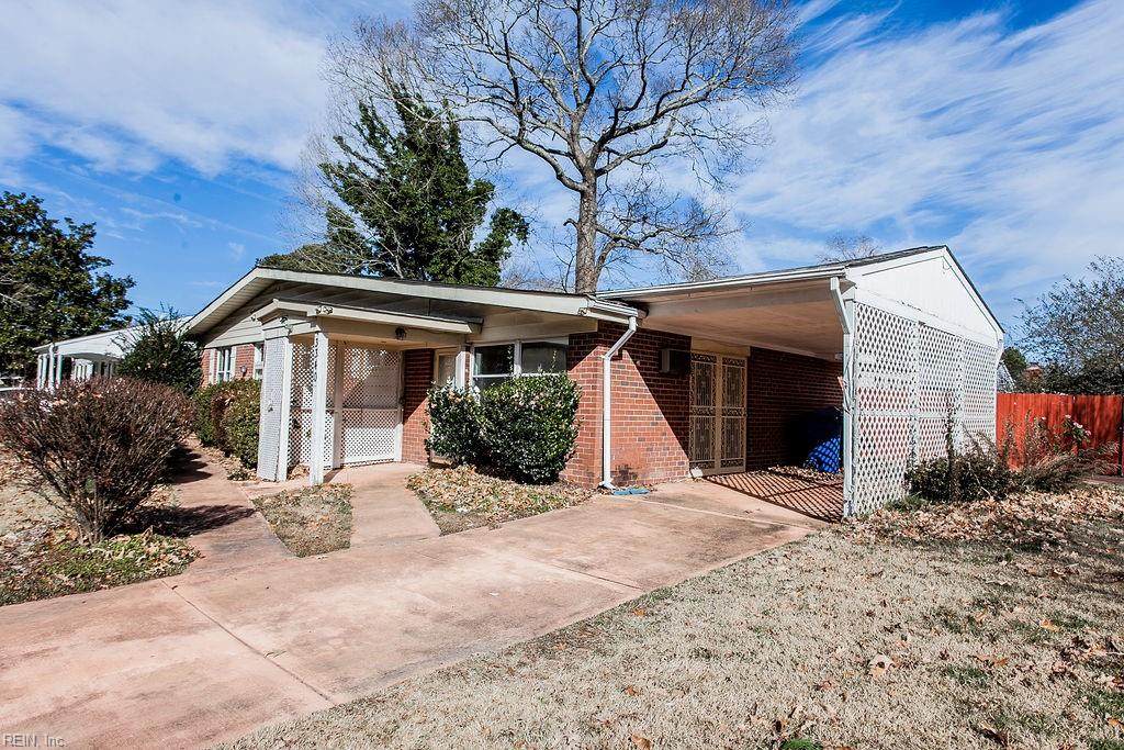 3340 Club House Rd - Photo 1