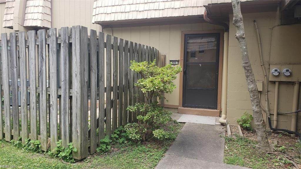 1661 Malibu Pl - Photo 1