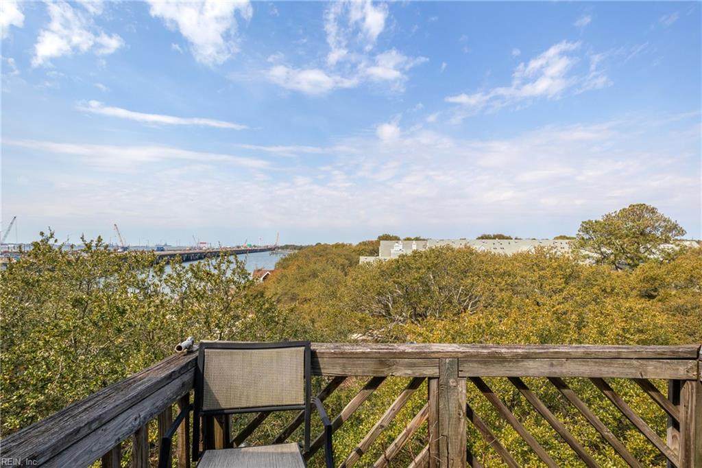 839 Little Bay Ave - Photo 1