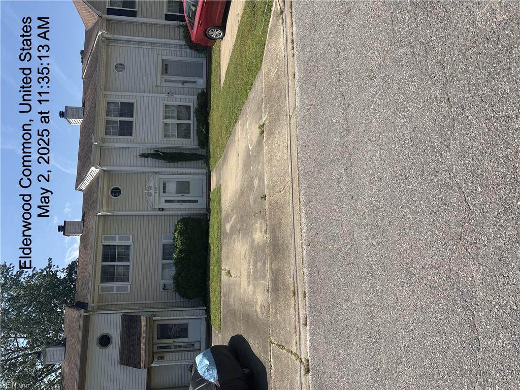 1909 Elderwood Cmn - Photo 1