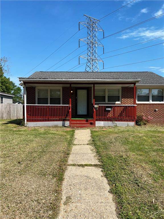 717 73rd St - Photo 1