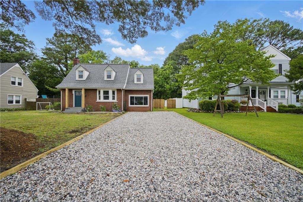 8715 Semmes Ave - Photo 1
