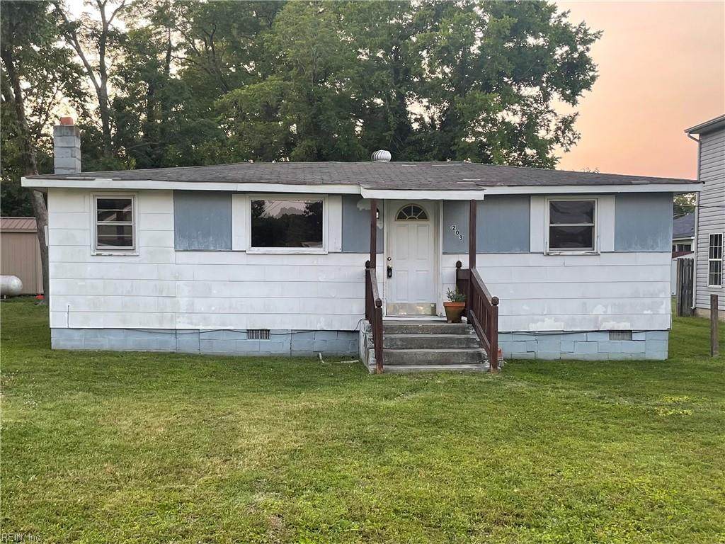 203 Windsor Ave - Photo 1