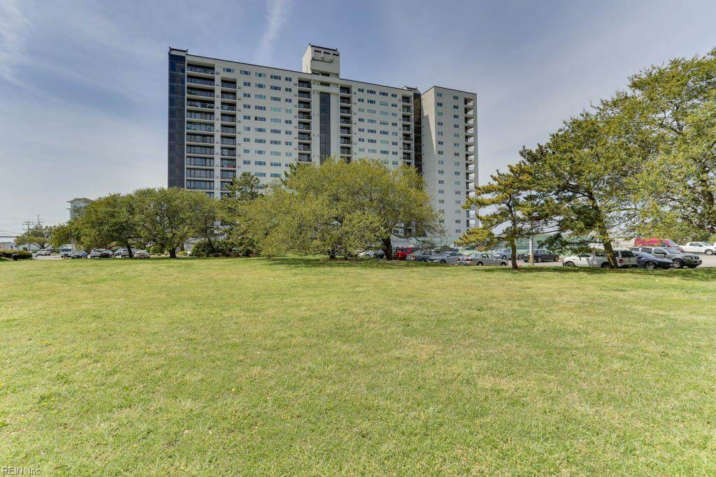 3288 Page Ave - Photo 1