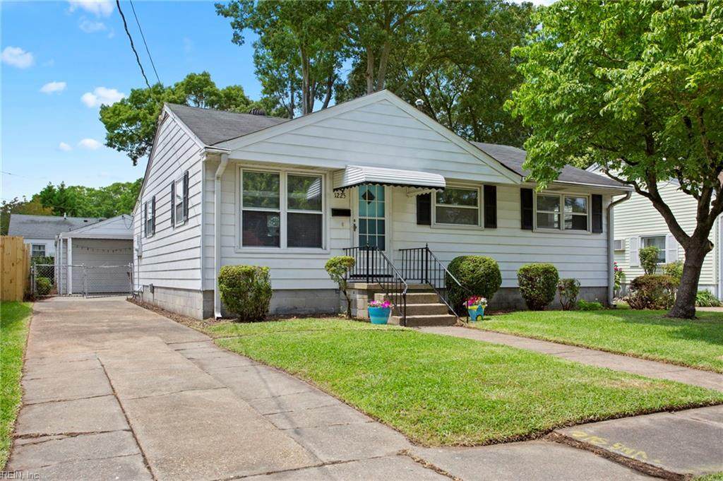 1225 Oak Park Ave - Photo 1