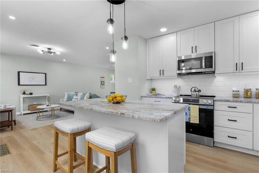 773 Holladay Ln - Photo 1