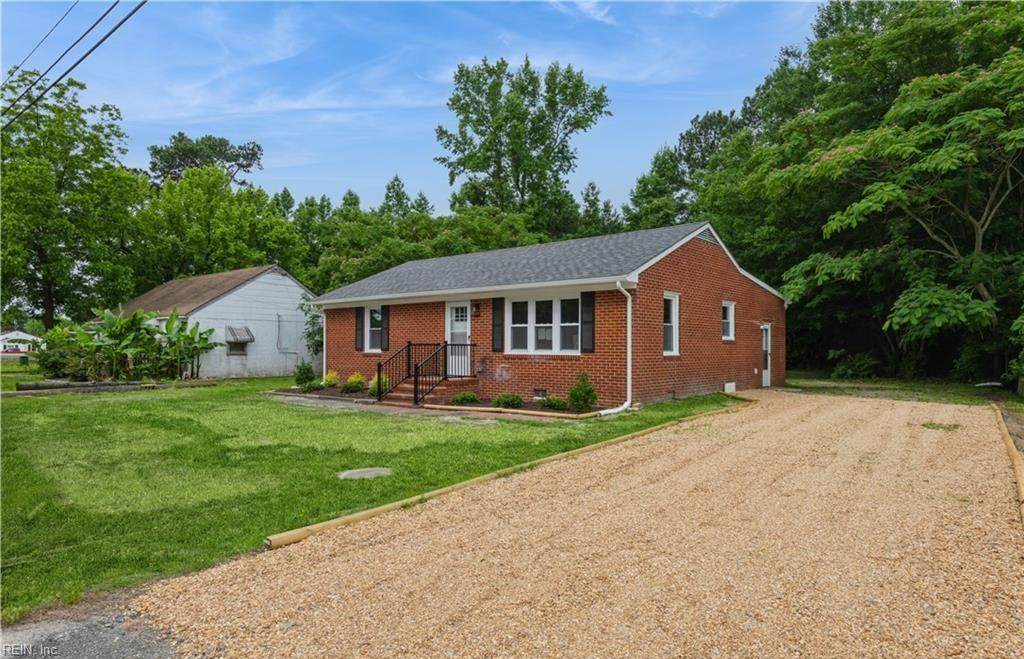 105 Fairfield Ave - Photo 1