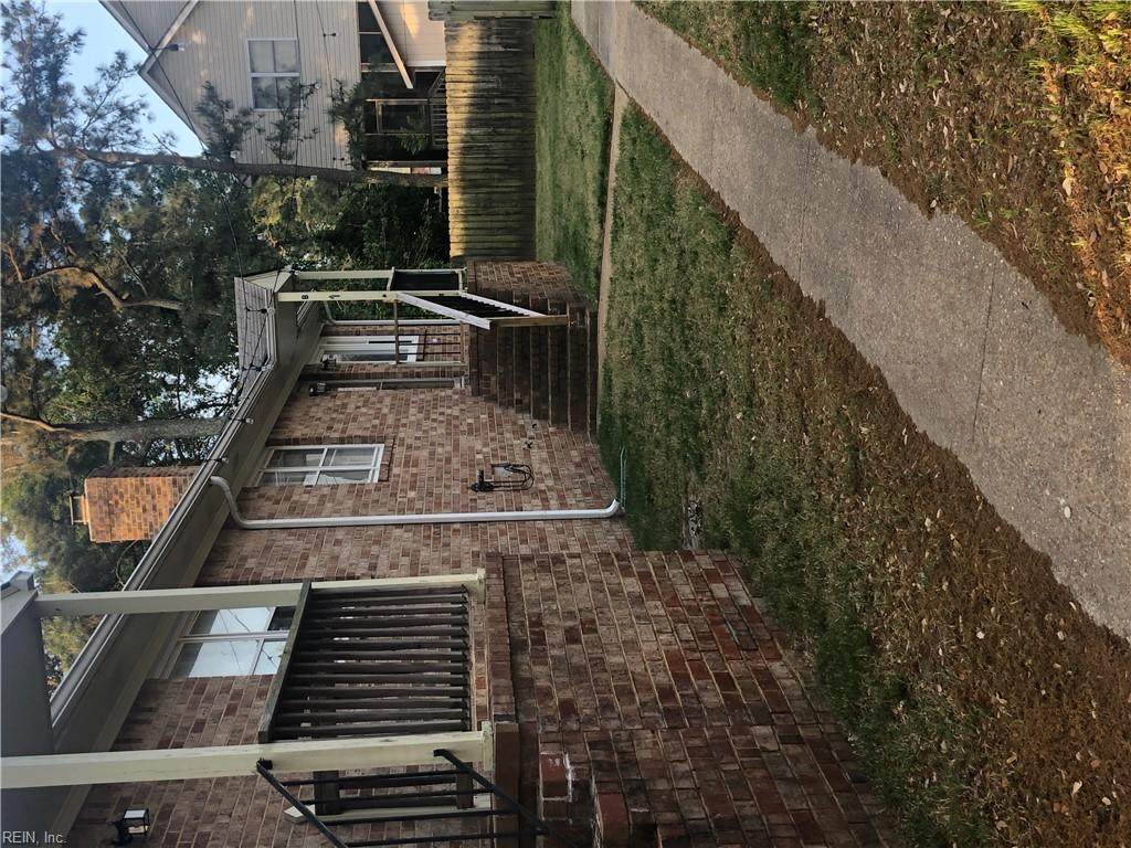 3641 Dupont Cir - Photo 1