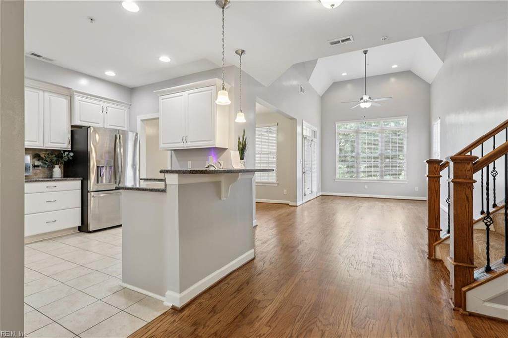 111 Ellery St - Photo 1