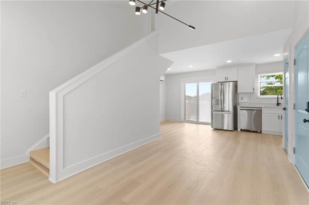 9600 2nd Bay St - Photo 1