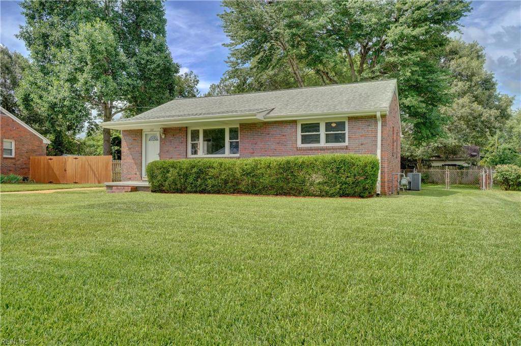 307 Sequoia Rd - Photo 1