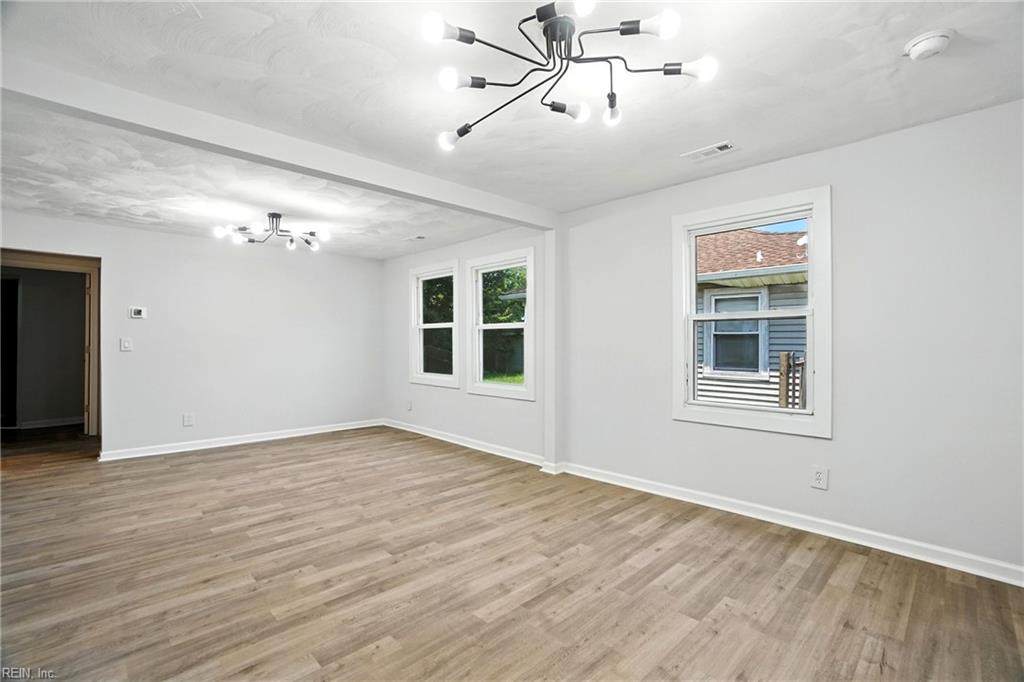 31 Jouett St - Photo 1