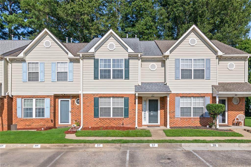 33 Carmine Pl - Photo 1