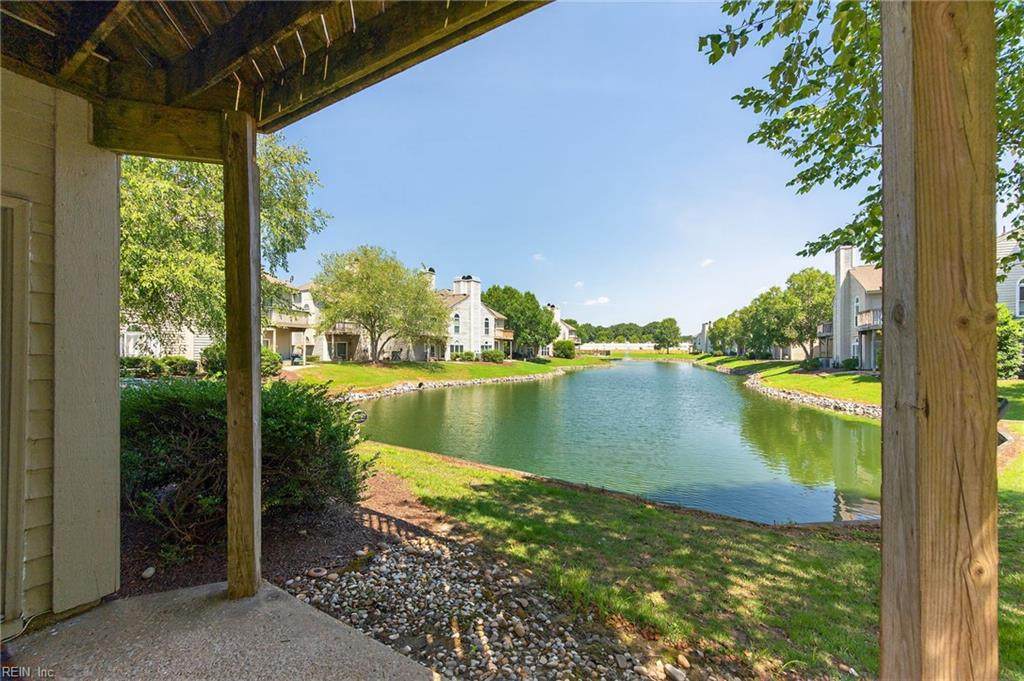 503 Lake Cir - Photo 1