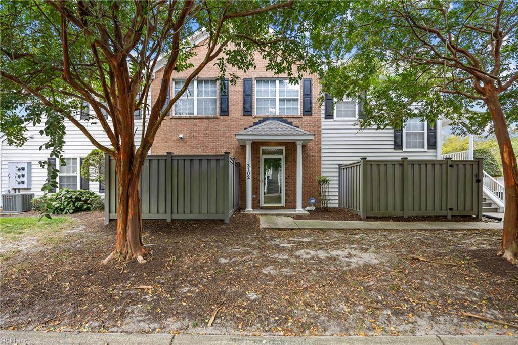 2102 Verona Quay - Photo 1