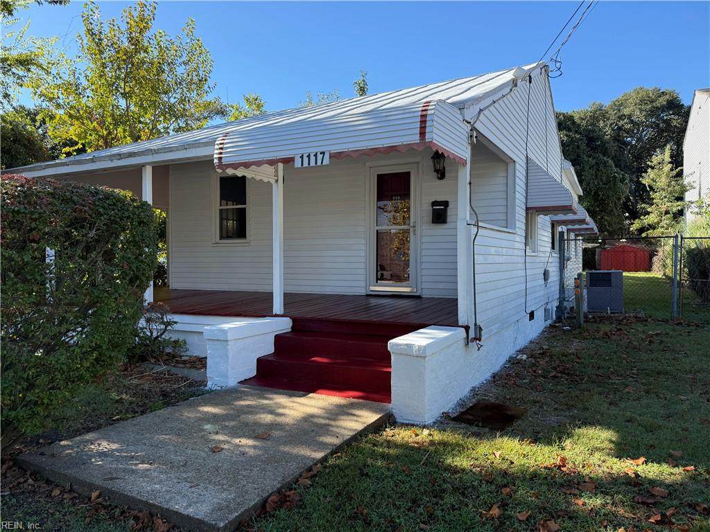 1117 Hillside Ave - Photo 1