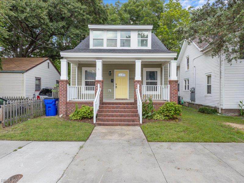 3122 Montana Ave - Photo 1