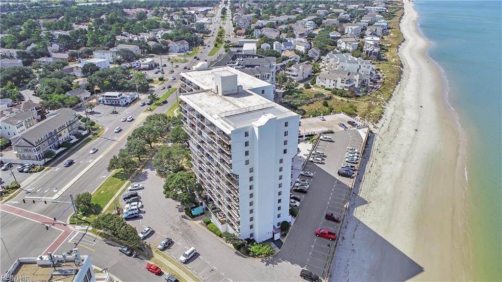 3558 Shore Dr - Photo 1