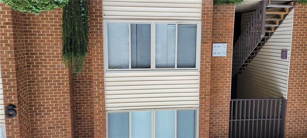 151 Pacific Dr - Photo 1