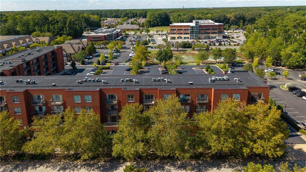 230 Nat Turner Blvd - Photo 1